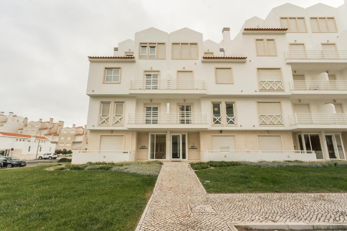 28 - Baleal Apartment *